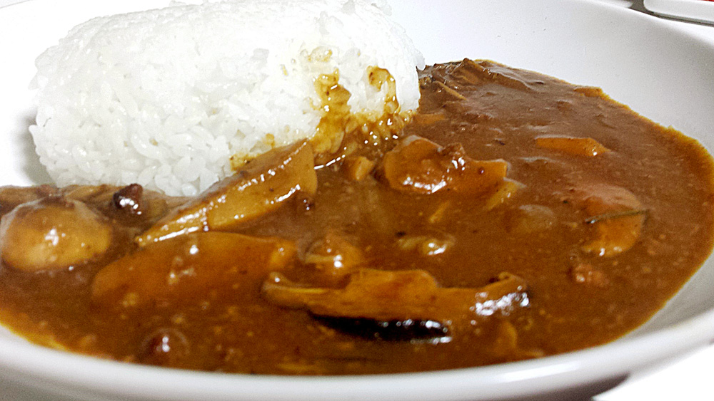 2015年No,1の贅沢カレー！ポルチーニ茸と4種のキノコのカレー！