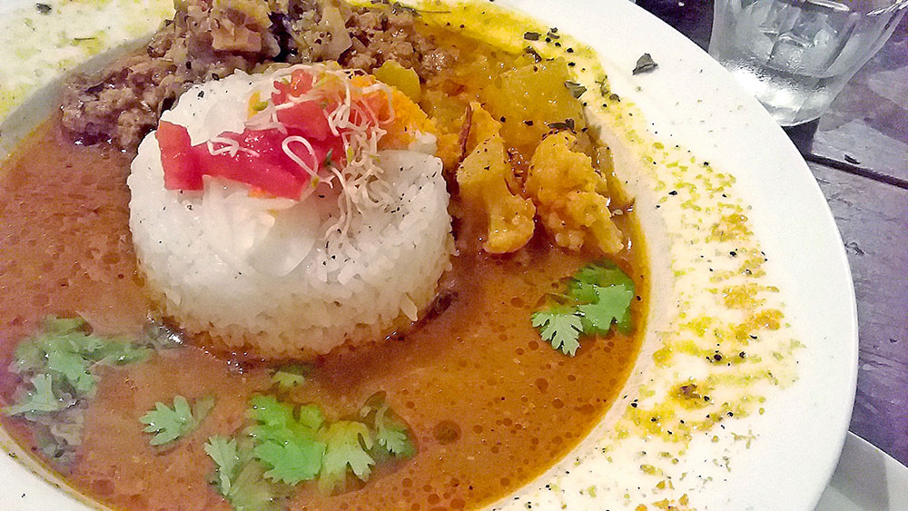  インドカレーの老舗 旧ヤム邸 中之島洋館の行列が絶えない秘密！