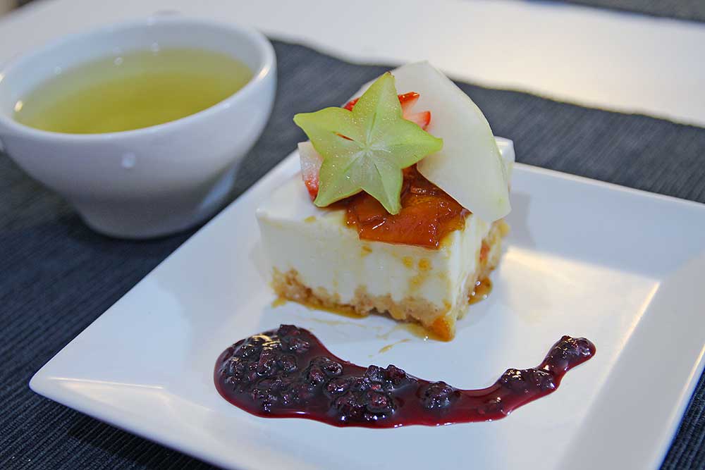 水切りヨーグルトのレアチーズケーキ風