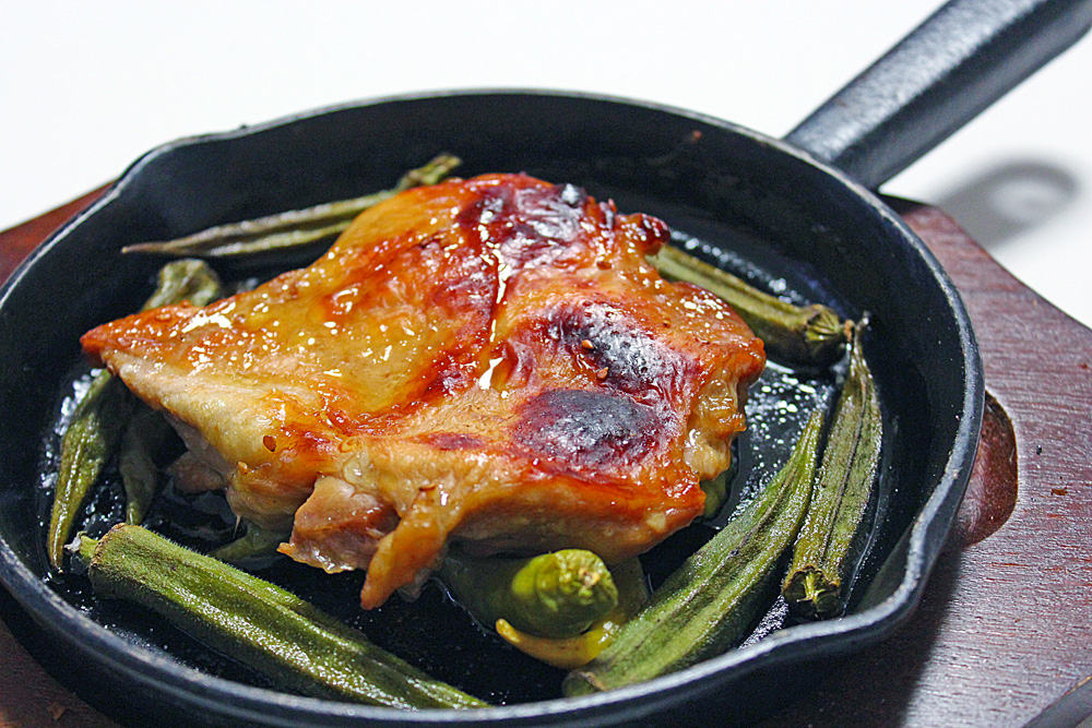 オーブントースターで簡単♪鶏モモのオーブン焼き！