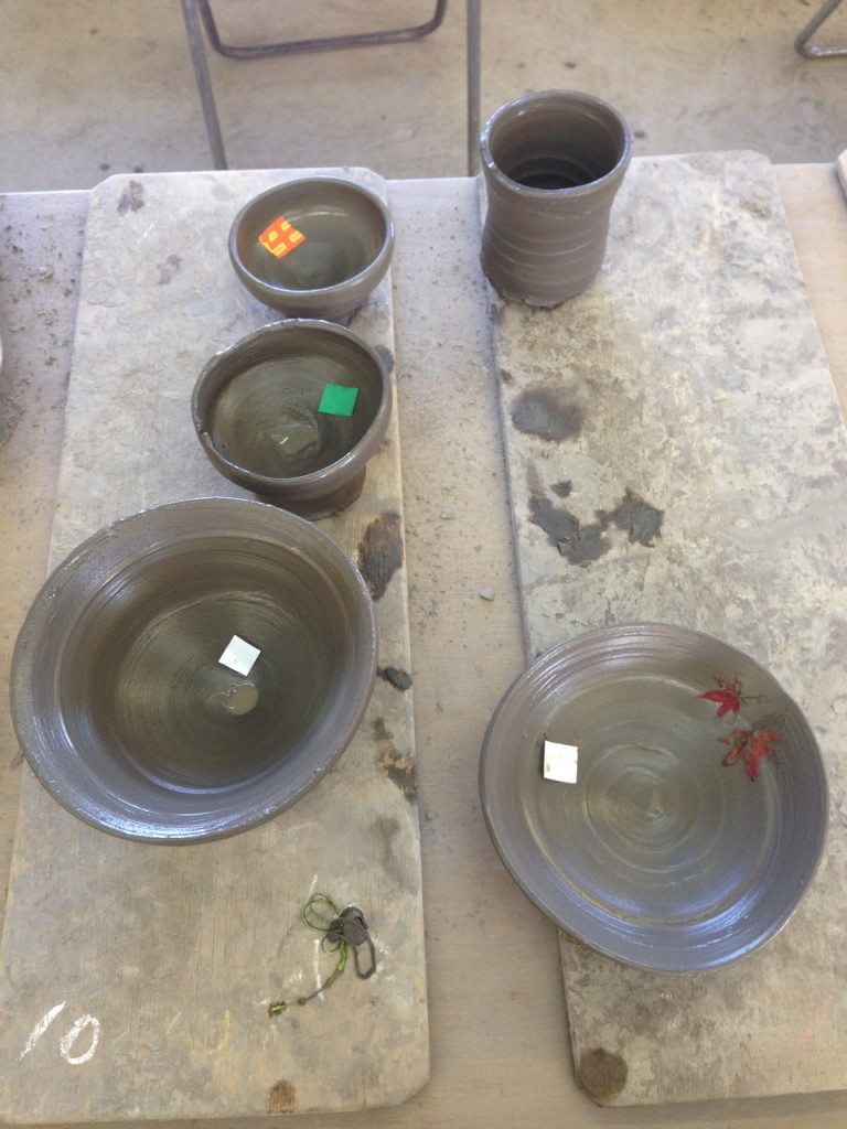 信楽陶芸たぬき村で電動ロクロ陶芸体験